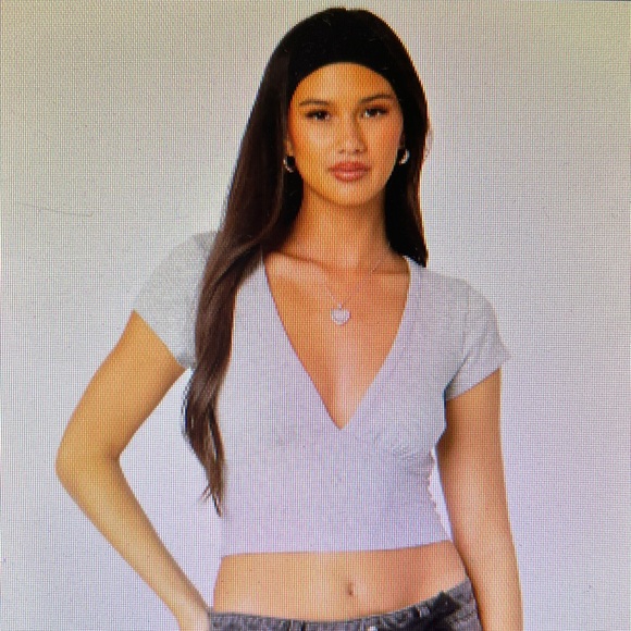 Edikted Tops - Deep V Crop Top-Gray-NWT